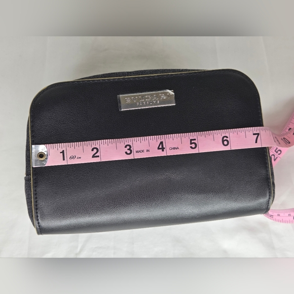 Bulgari Parfumes In Black With Yellow Trim Toiletry Bag - Picture 9 of 11